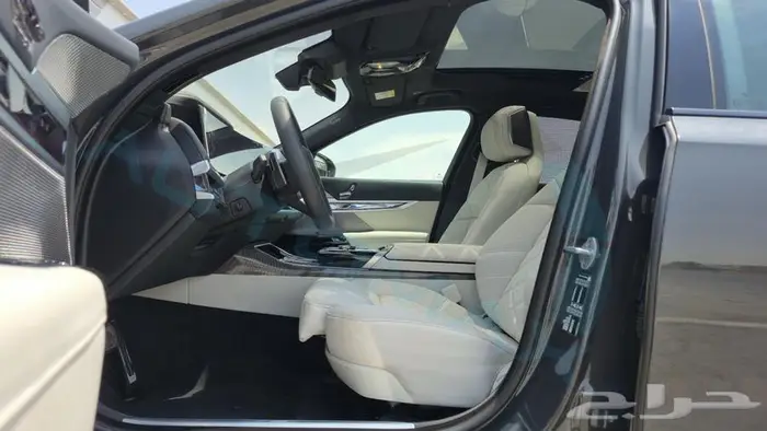 بي ام دبليو 735i M 2026 خليجي اصفار مع ضمان الوكيل 7