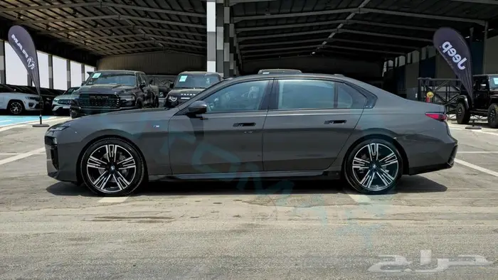بي ام دبليو 735i M 2026 خليجي اصفار مع ضمان الوكيل 33