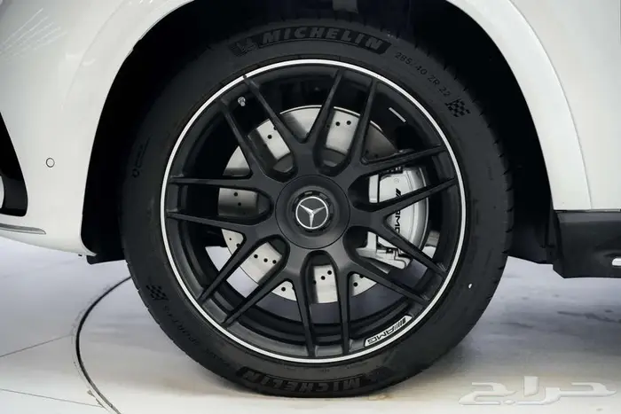 مرسيدس GLE 53 Coupe موديل 2025 أصفار خليجي أبيض أحمر 19