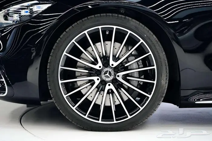 مرسيدس S 500 موديل 2025 أصفار خليجي أسود جملي 19