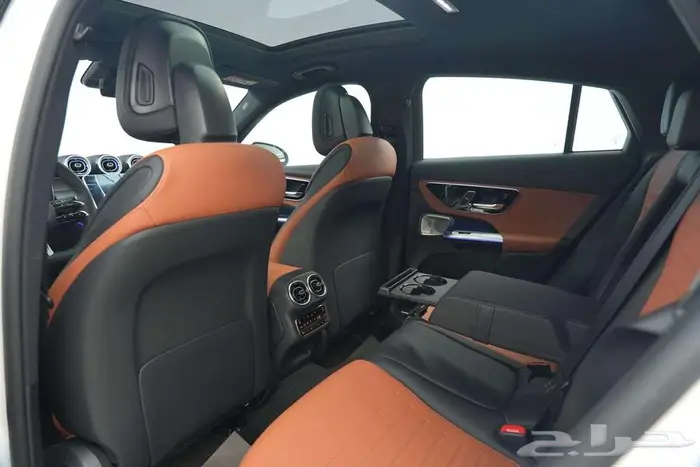 مرسيدس GLC 200 Coupe موديل 2025 أصفار خليجي أبيض جملي 16
