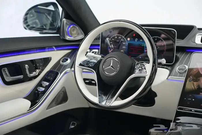 مرسيدس مايباخ S 580 موديل 2025 أصفار خليجي أسود أبيض 7