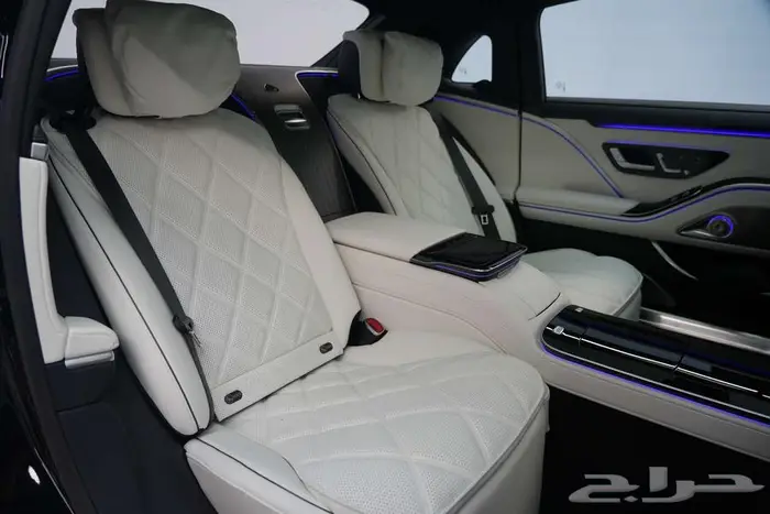 مرسيدس مايباخ S 580 موديل 2025 أصفار خليجي أسود أبيض 13
