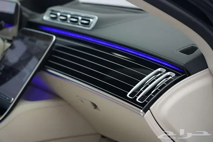 مرسيدس S 500 موديل 2025 أصفار خليجي أسود أبيض 10