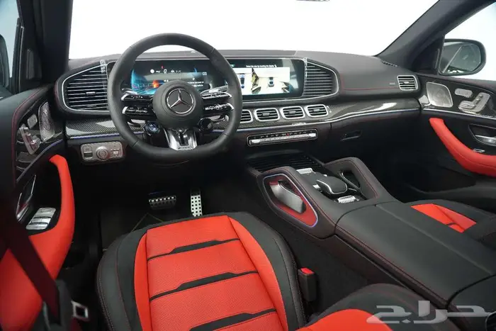 مرسيدس GLE 53 Coupe موديل 2025 أصفار خليجي رمادي ألبين أحمر 7