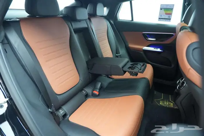 مرسيدس GLC 200 Coupe موديل 2025 أصفار خليجي أسود جملي 15