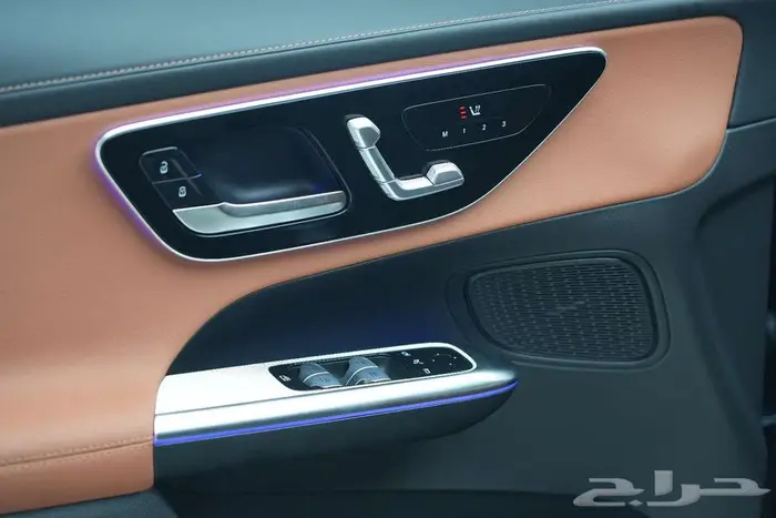 مرسيدس GLC 200 Coupe موديل 2025 أصفار خليجي أسود جملي 12