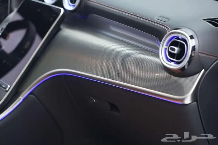 مرسيدس GLC 200 Coupe موديل 2025 أصفار خليجي أسود جملي 10