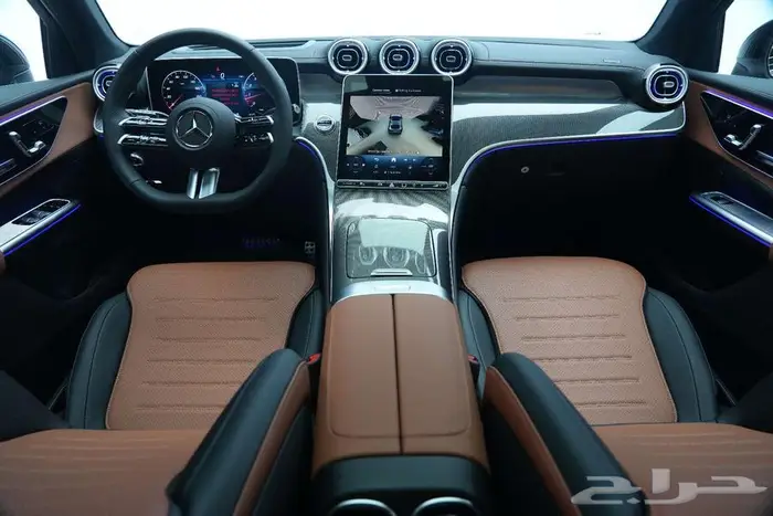 مرسيدس GLC 200 Coupe موديل 2025 أصفار خليجي أسود جملي 6