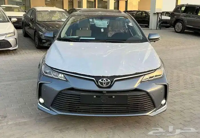 تويوتا كورولا 2.0 Xli فتحة بنزين 2025 اصفار جميع الالوان 5