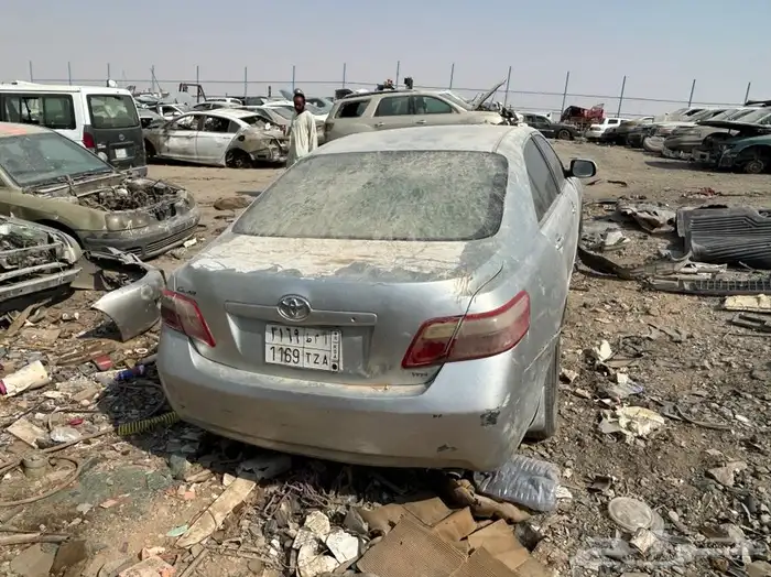 Toyota كامري 2009 قير عايدي تشليح المكينة خبطة 3