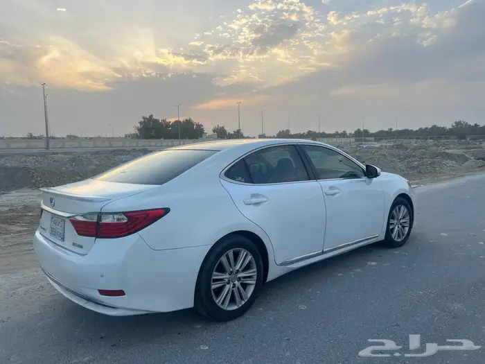 2015 لكزس ES350 DD 8