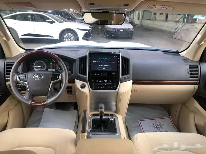 تويوتا جيب لاندكروزر GXR3 بنزين 2016 سعودي 4