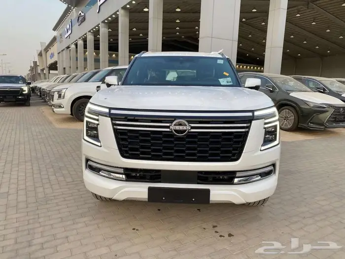نيسان بترول بلاتينيوم موديل 2025 10