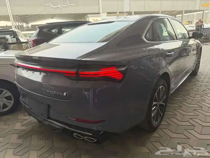 جيلي بريفيس فل كامل 2025 كاش و تقسيط 8