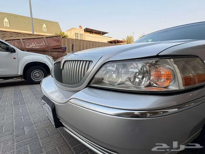لينكولن تاون كار 2008 سيجنتشر 29