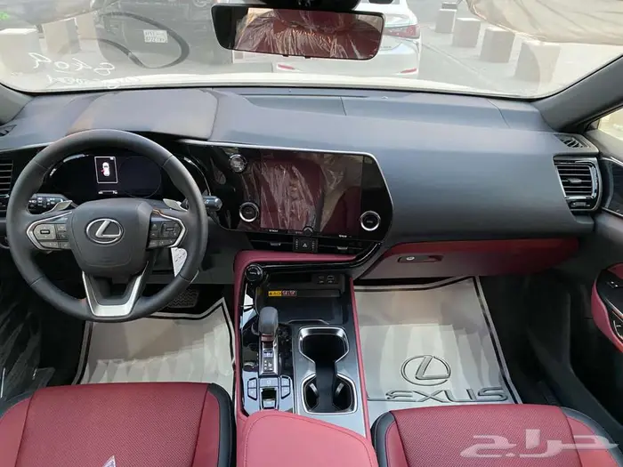 لكزس NX 350 AA 2025 تيتانيوم داخلي احمر 12