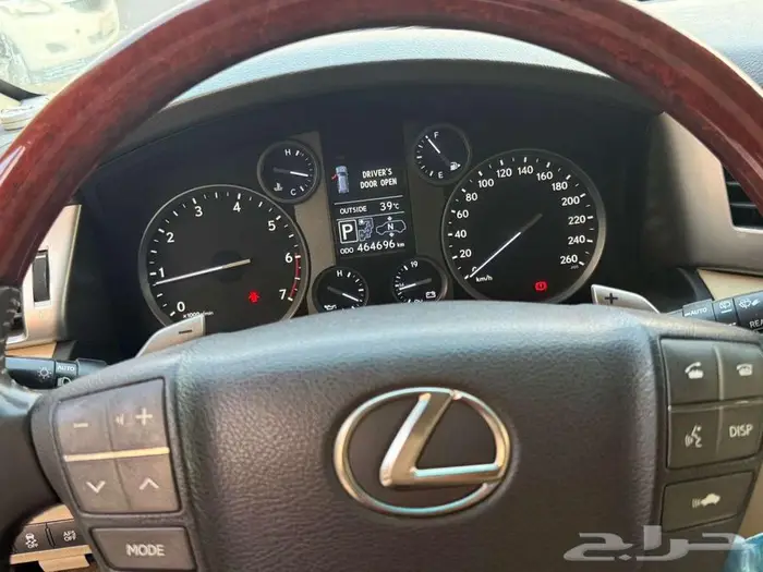للبيع  لكزس LX 570 - موديل 2013-2015 (فل كامل) 4