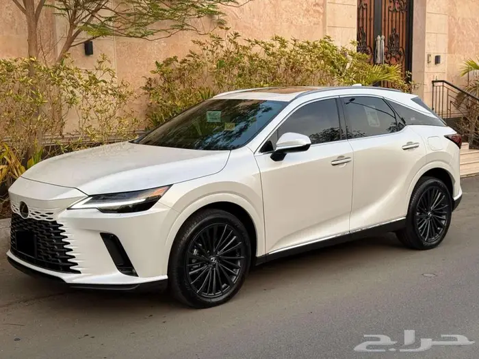 لكزس RX 350 AA فتحة سقف جلد بنزين موديل 2024 0
