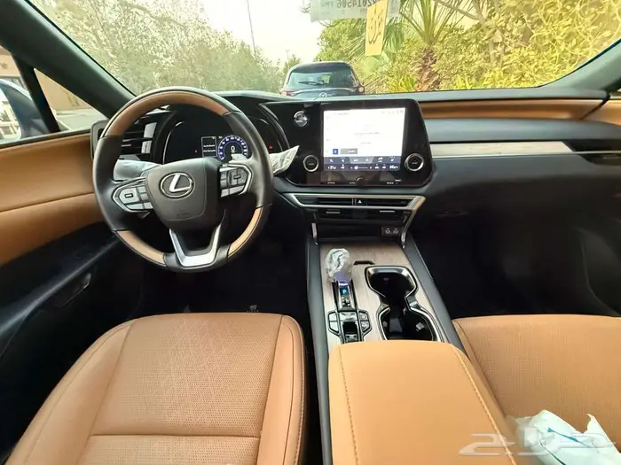 لكزس RX 350 AA فتحة سقف جلد بنزين موديل 2024 2
