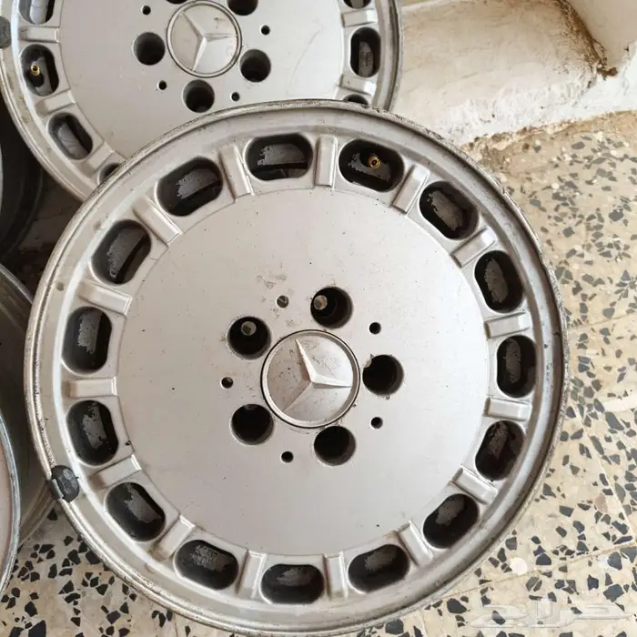 مرسيدس 126 26
