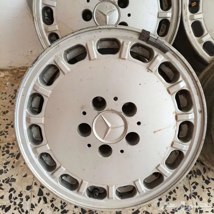 مرسيدس 126 4