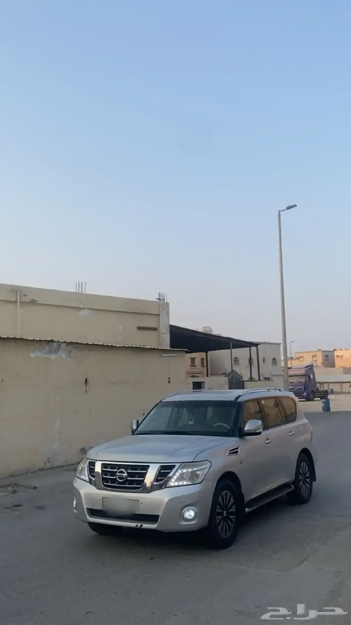 للبيع باترول 2010 محرك ال400 2