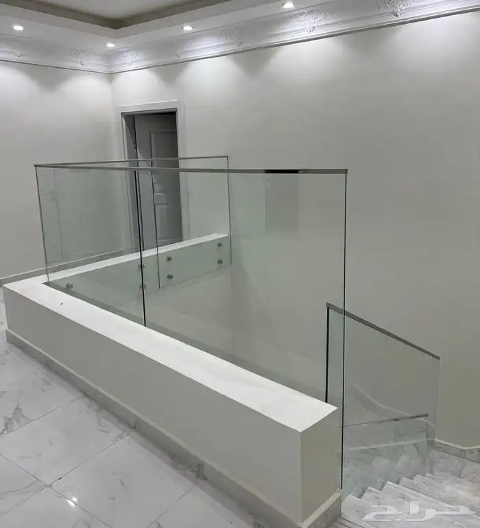 زجاج 25