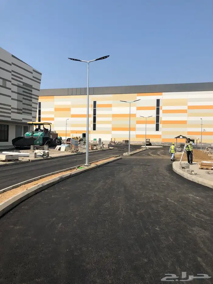 اعمدة ديكوري -شوارع -ساحات - ملاعب سواري على الطلب 0