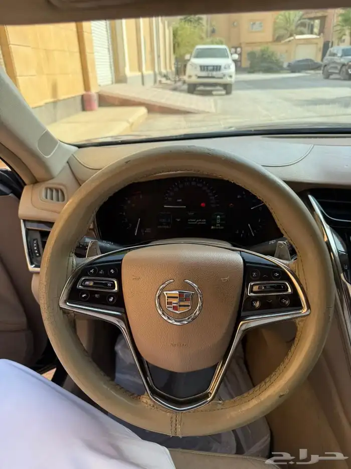 كاديلاك CTs 9