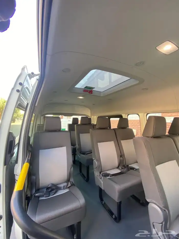 Toyota bus 2022 3