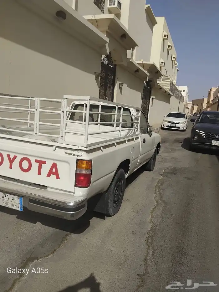 هايلكس 92 3