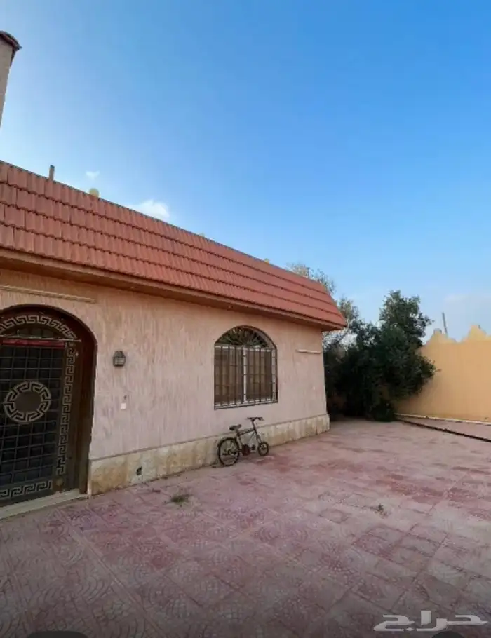 للبيع مزرعه في عيون الجواء 8