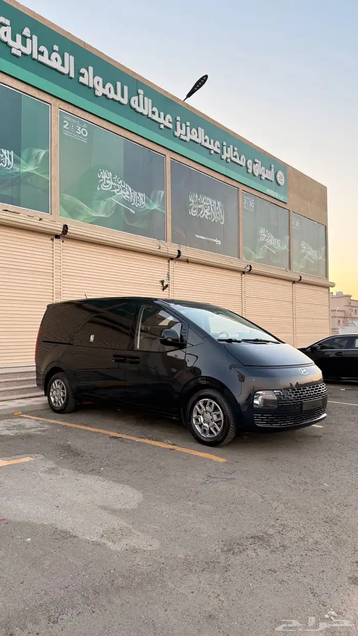 ستاريا 2022 بضاعة ( ديزل ) فل اوبشن بحالة الوكالة 3