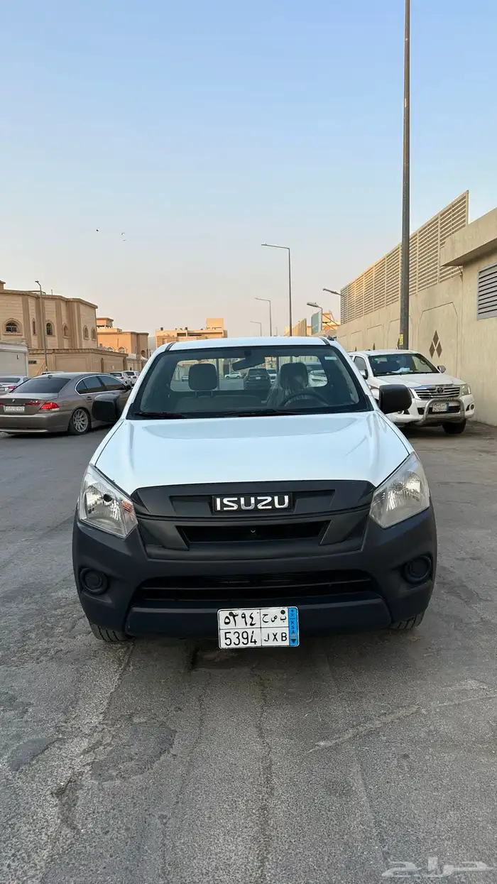 للبيع ايسوزو غماره 2022 وكاله شرط 1