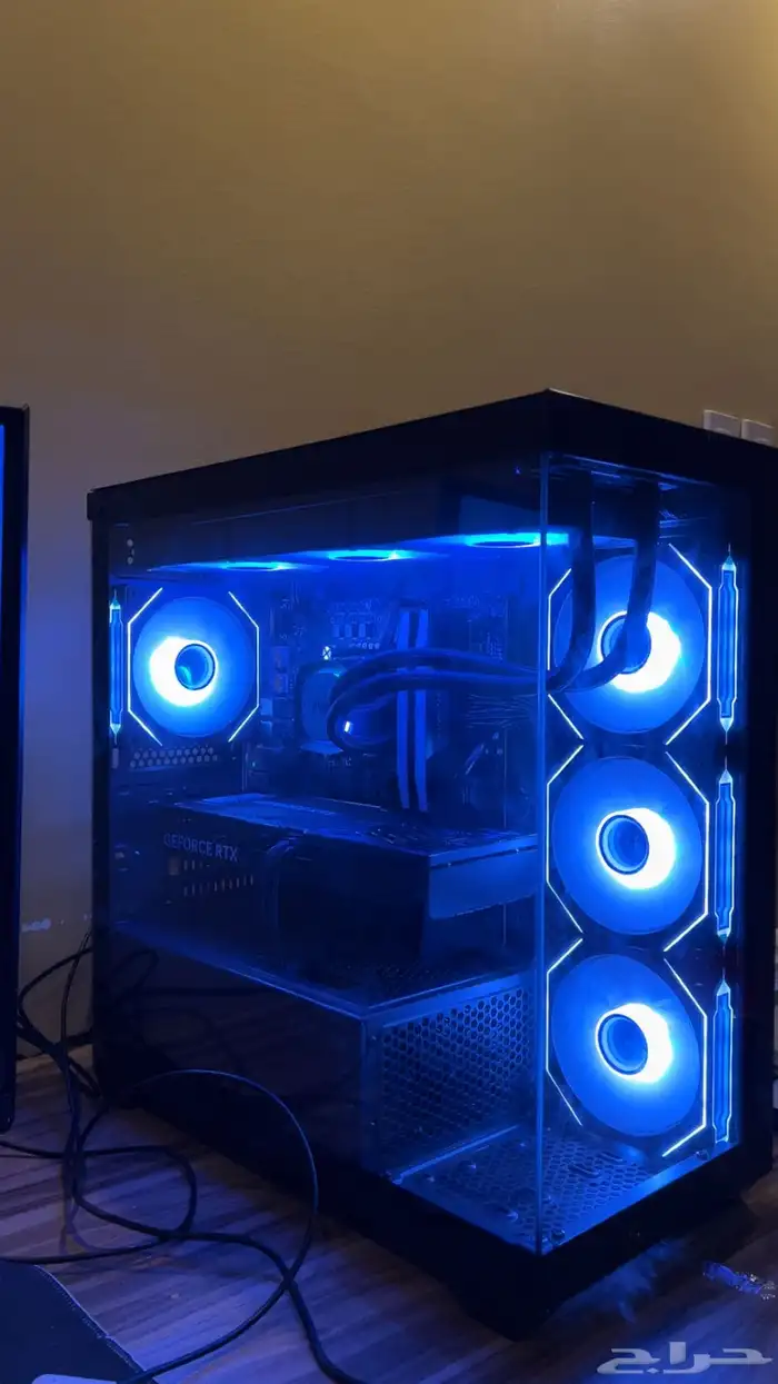 للبيع تجميعة PC مواصفات عالية  قيمنق   تصميم   بثوث 0