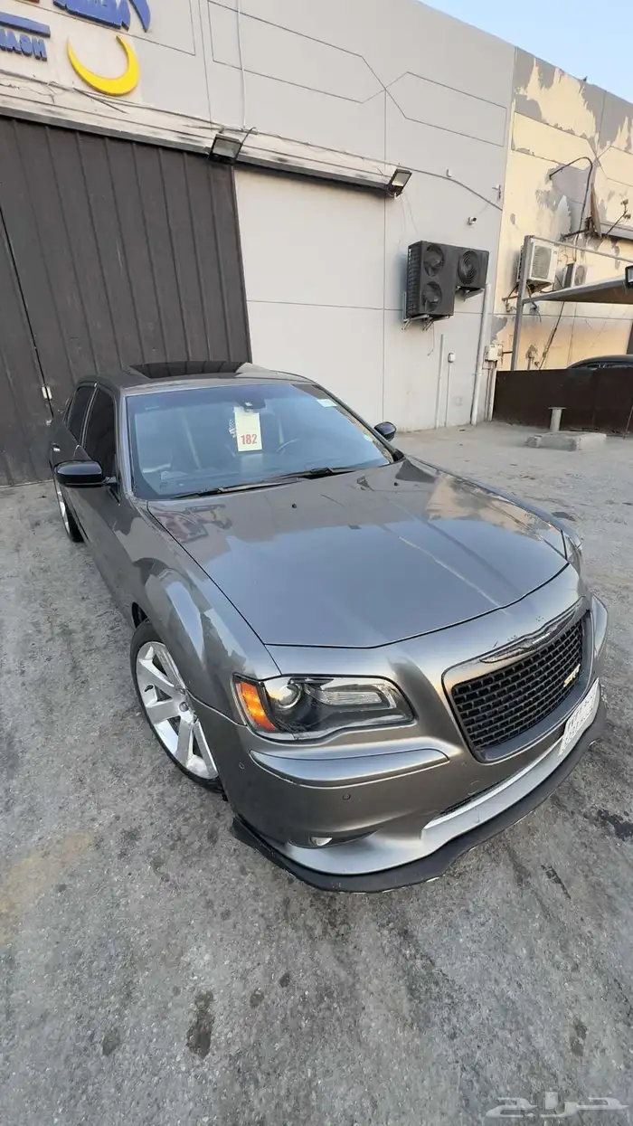 كرايسلر 2011 محول SRT نظيف 14
