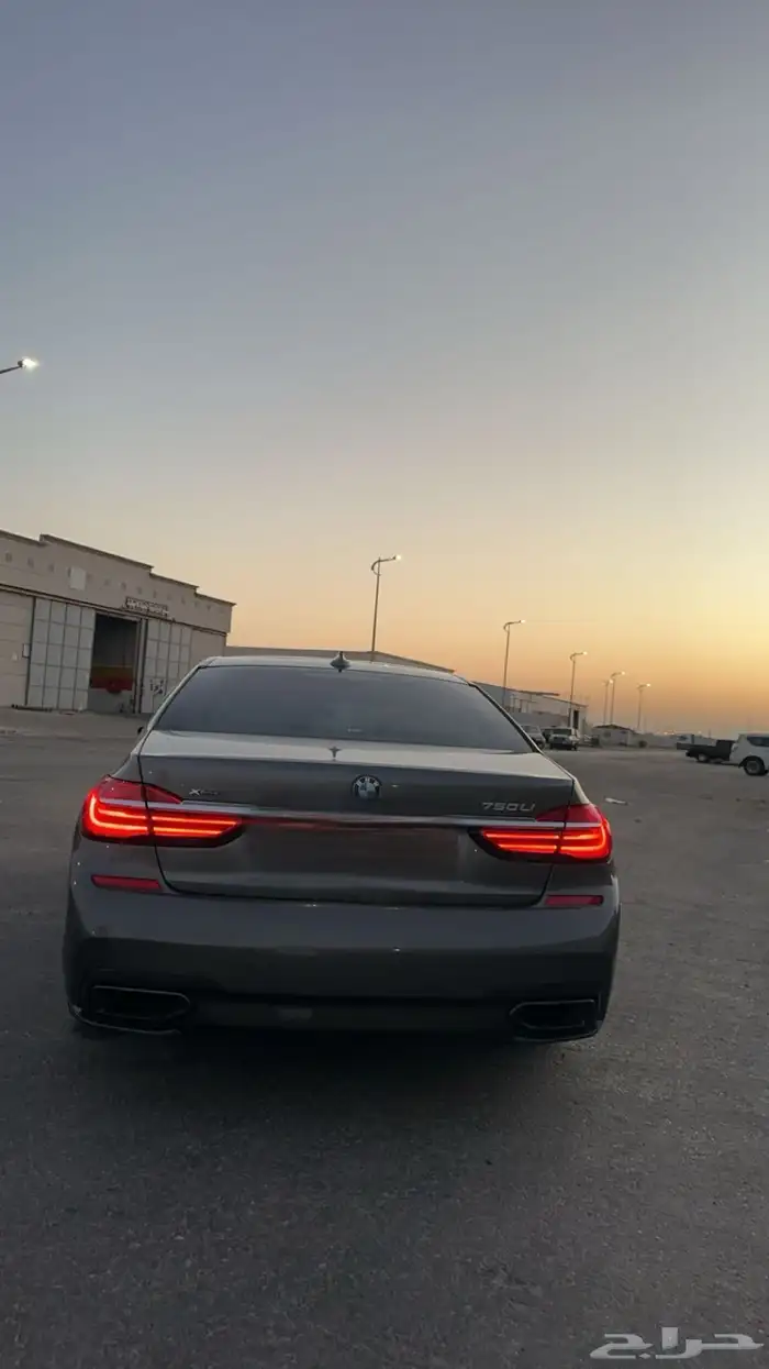 بي ام موديل 2016 فل كامل سقف نجوم 750 كتM 22