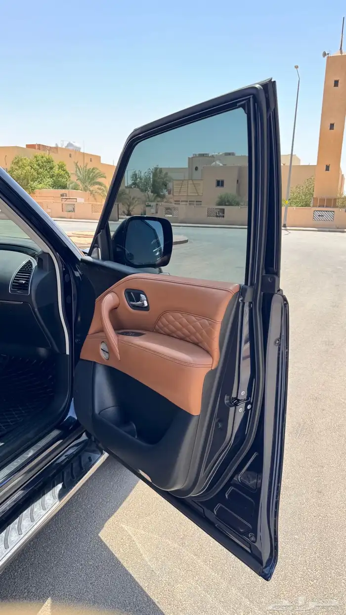 انفنتي بلاك اديشن QX80 2023 7