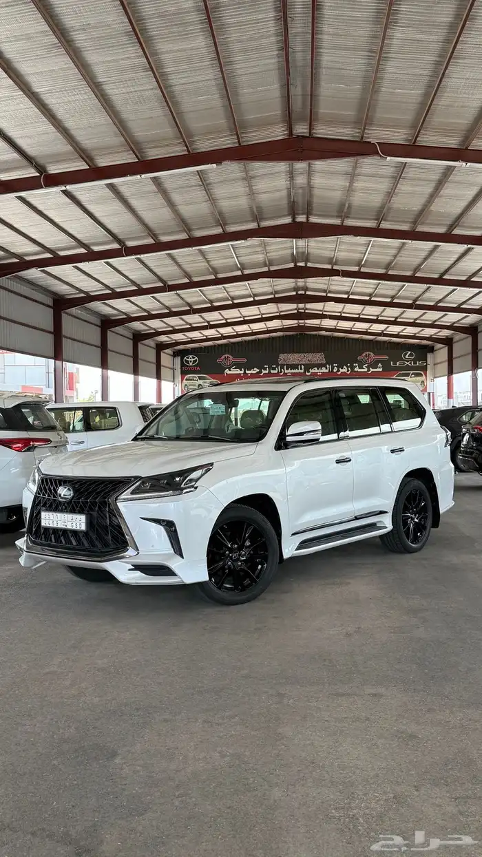 لكزس LX570بلاك اديشن 2019 عداد 124 الف 0
