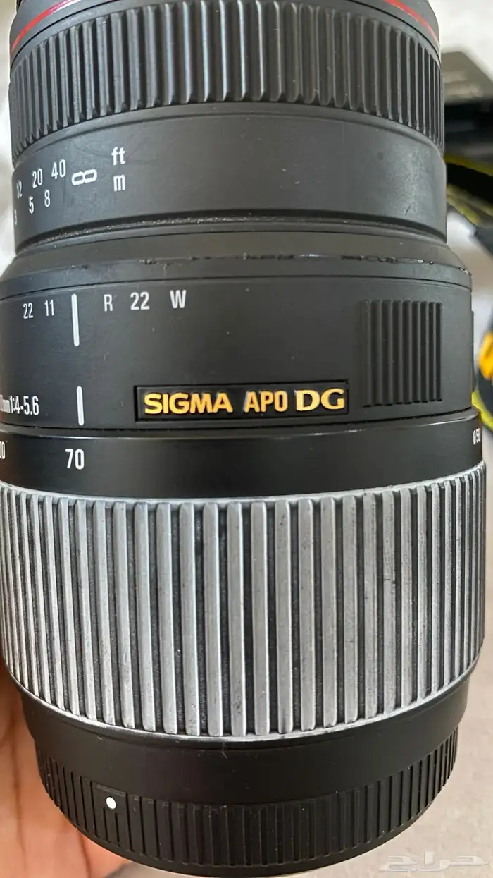 للبيع كاميرا نيكون D5200 4