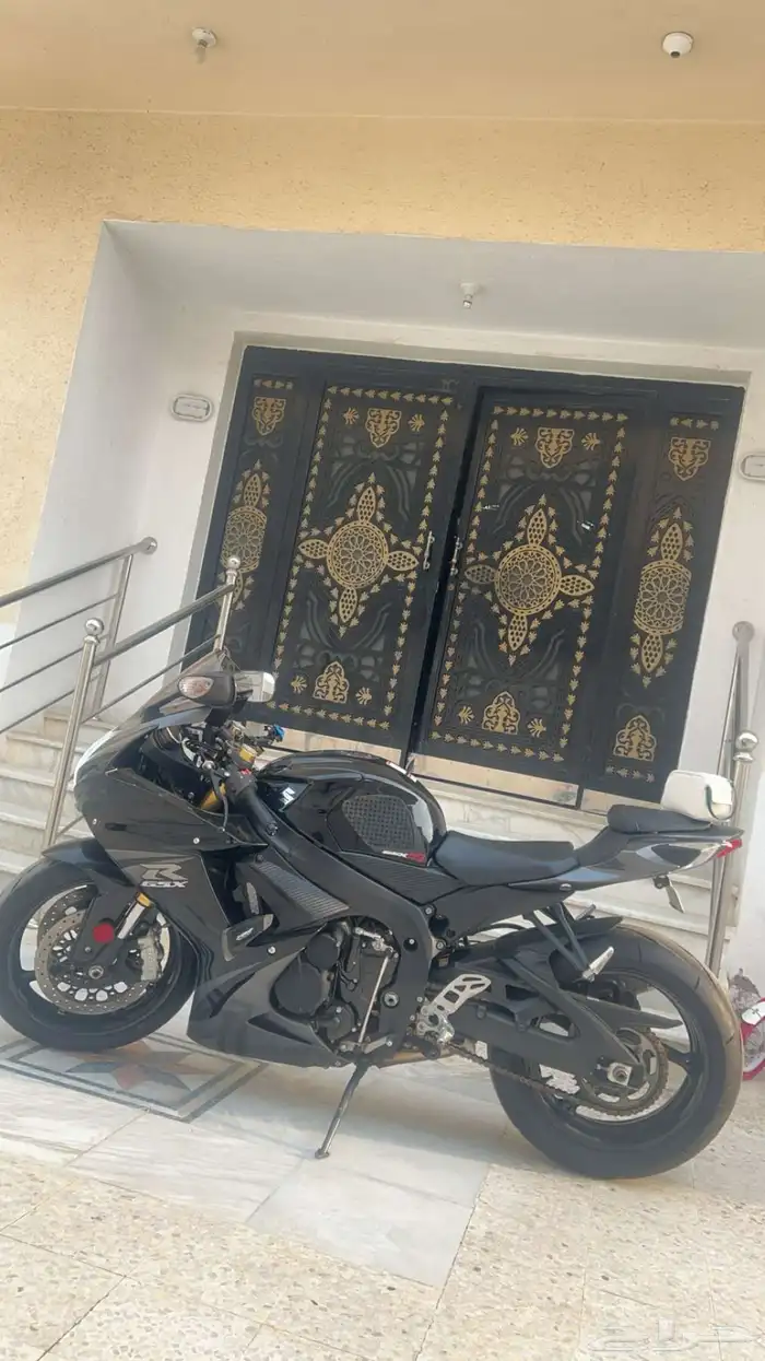 GSXR 750. دباب ريس 750 0