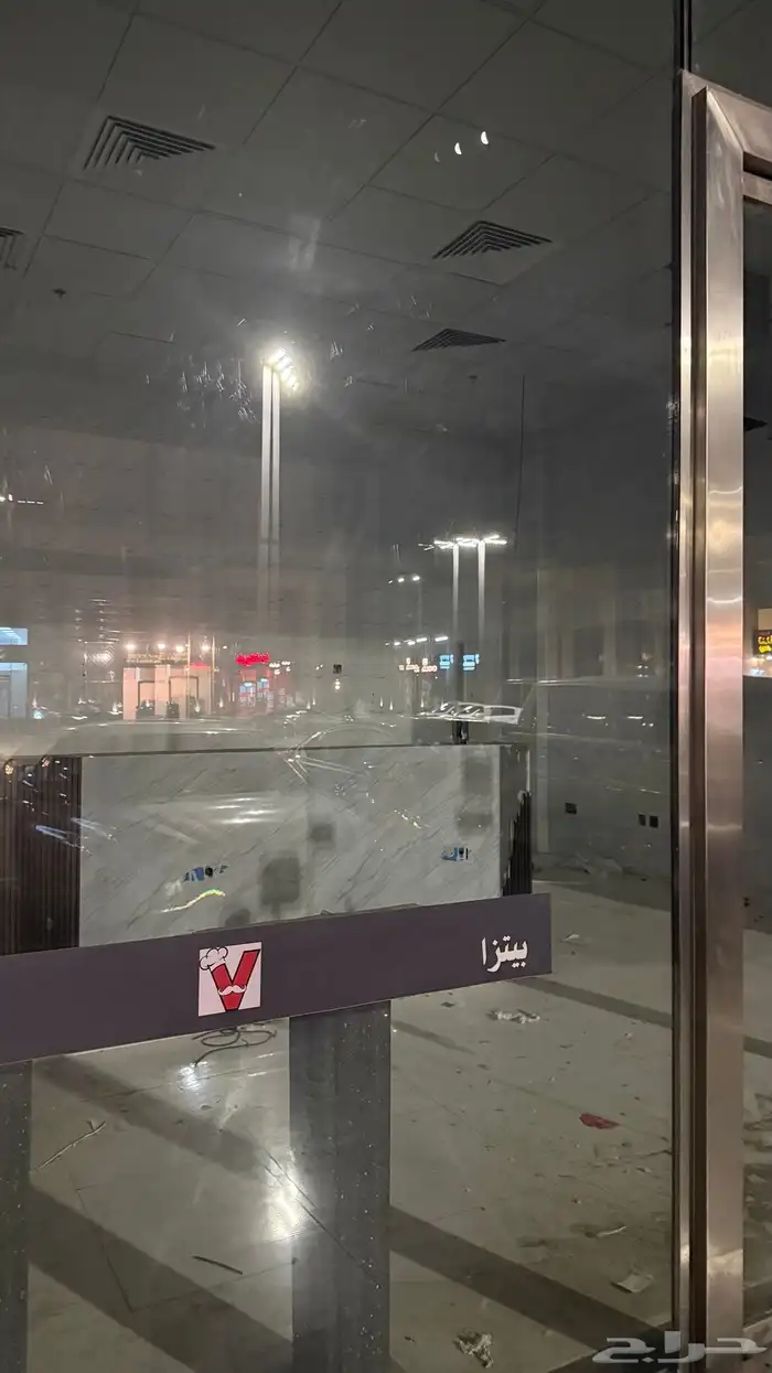للتقبيل محل سابقا  مطعم 0