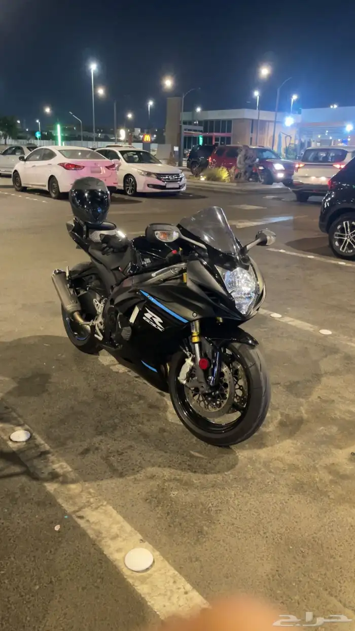 GSXR 750. دباب ريس 750 1