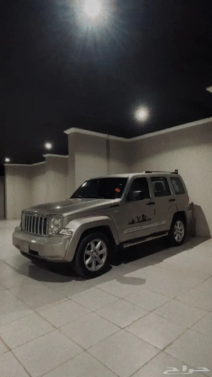 جيب شروكي ليبرتي 2010 نظيف 2