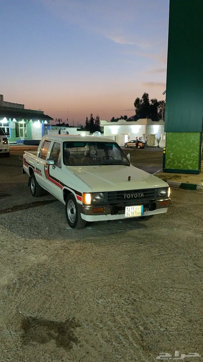 هايلوكس 1984 للبيع 9