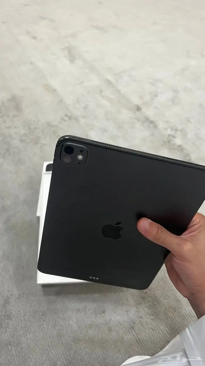ايباد برو M4 اخو الجديد 4