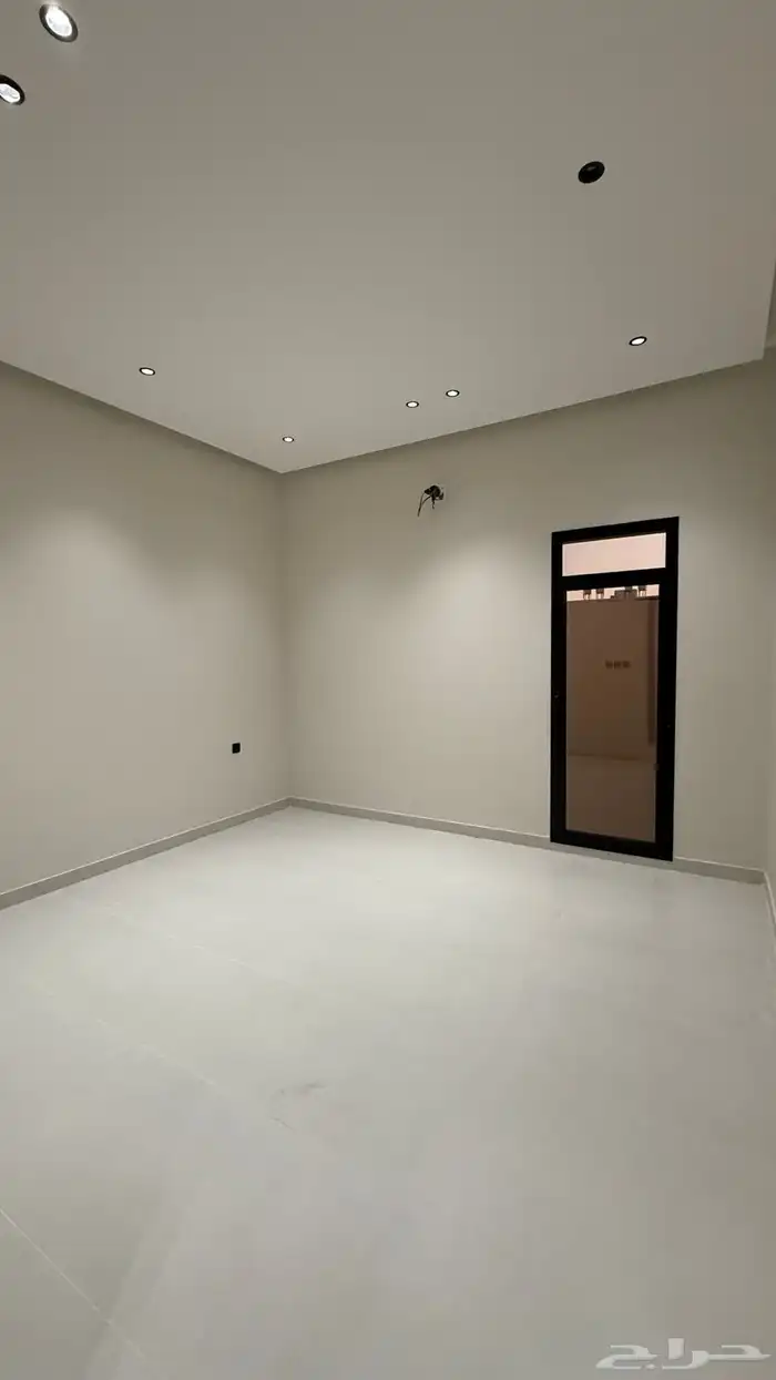 شقق دور ارضي للبيع حي الصفا قريب الحديقة المركزية 11