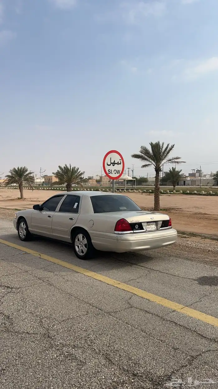 فورد فكتوريا 4