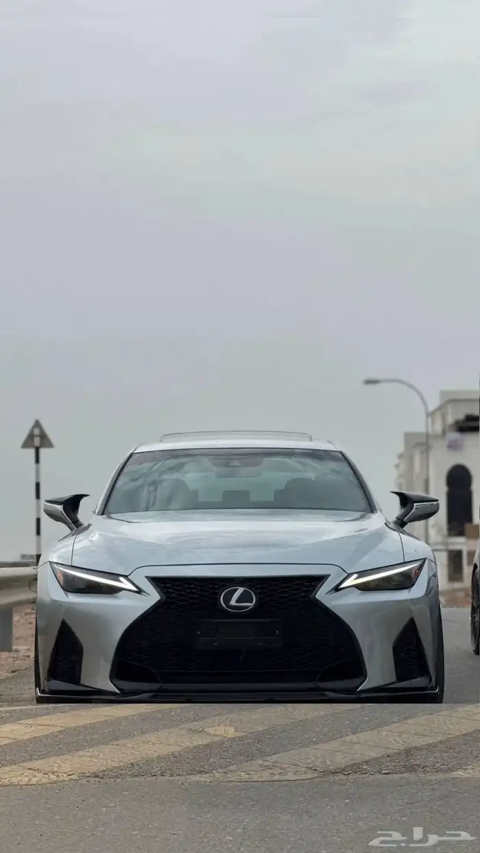 لكزس is350 2021 فل كامل للبيع 15